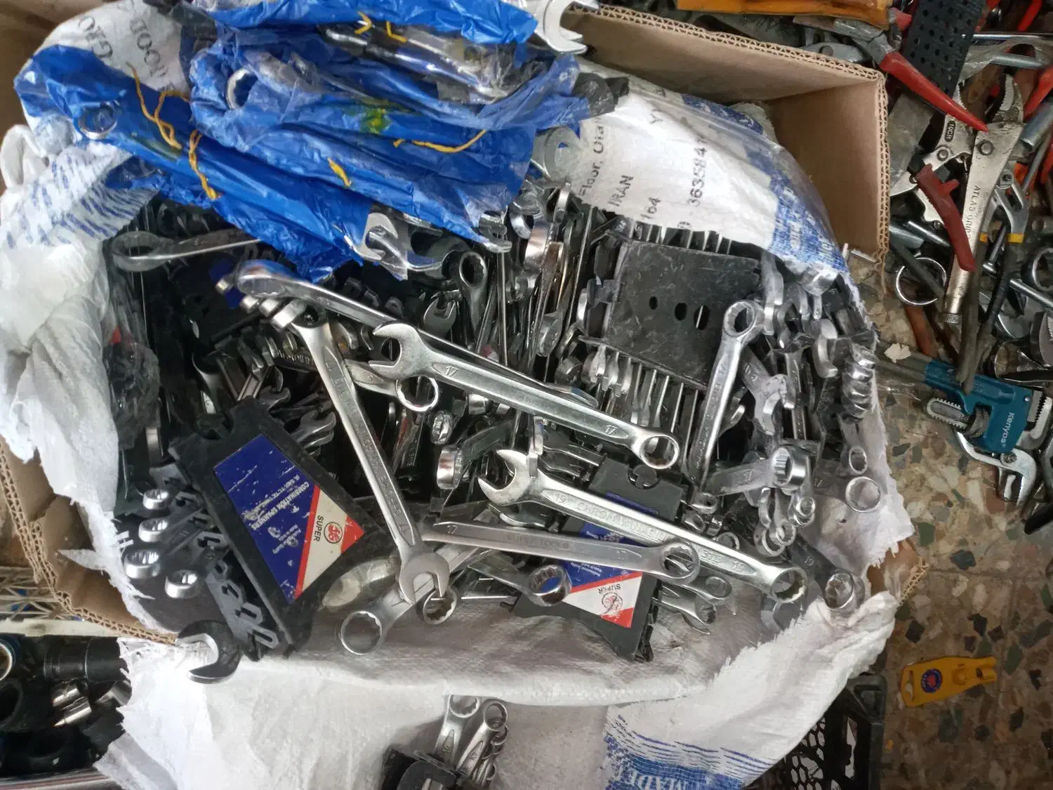 ابزار و اچار بصورت کیلویی|ابزارآلات|سیرجان, |دیوار