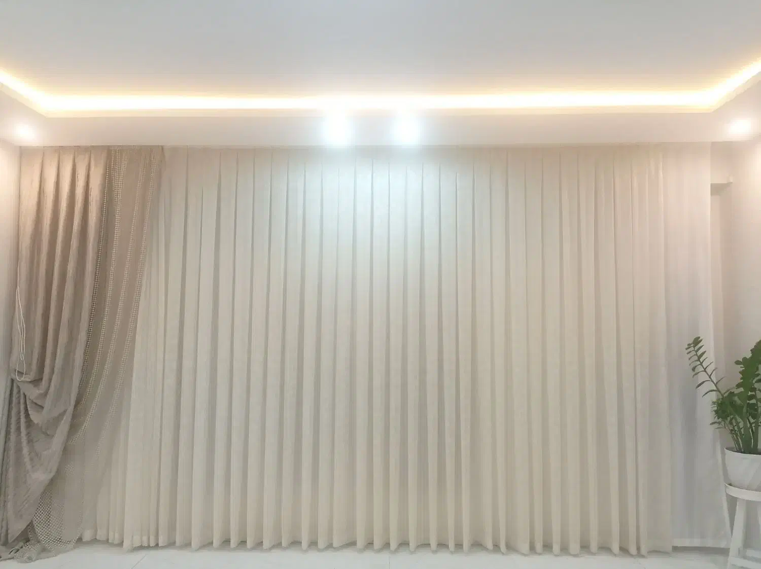 پرده فروشی|پرده، رانر، رومیزی|تربت‌حیدریه, مظفریه|دیوار