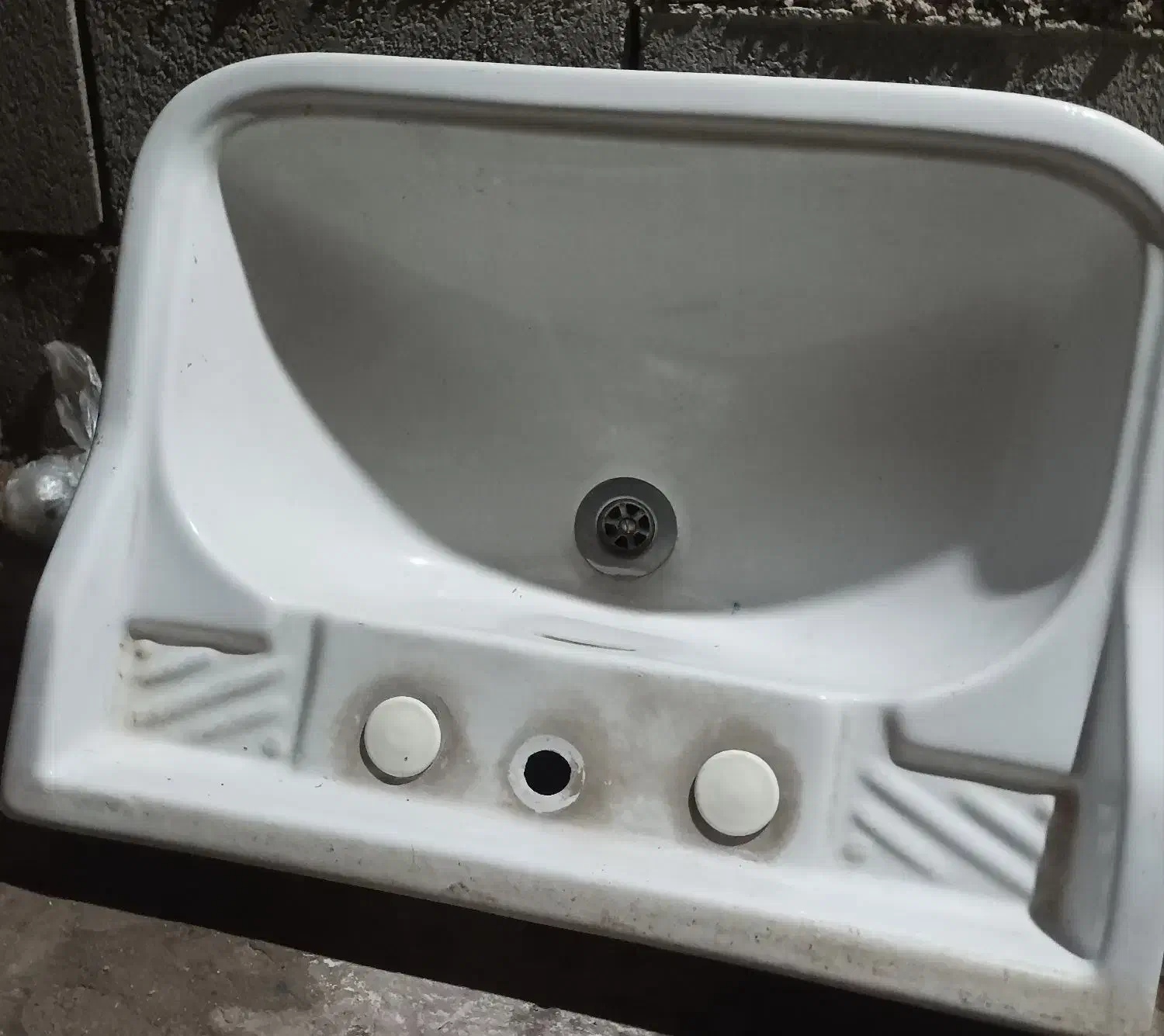 روشویی شیردوقلو|لوازم سرویس بهداشتی|فسا, |دیوار