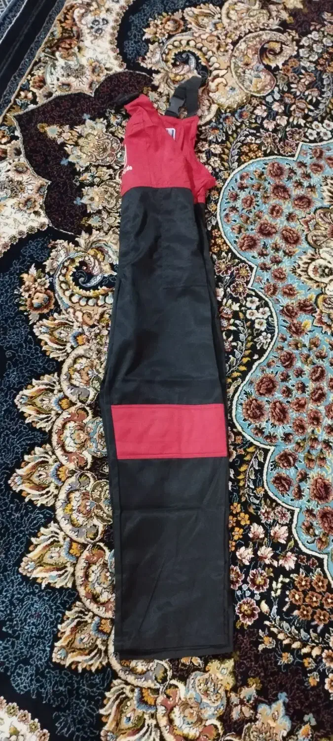 لباس کار|لباس|سنقر, |دیوار