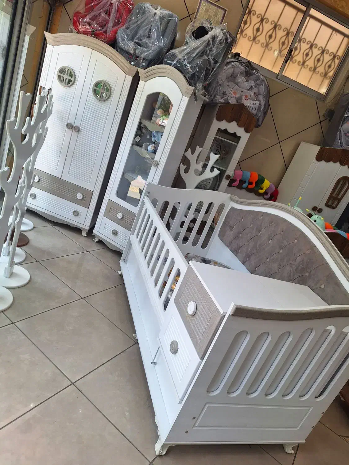 سیسمونی مدل جدید شیک، کاربردی، ماندگار|اسباب و اثاث بچه|اصفهان, منتظرالمهدی|دیوار