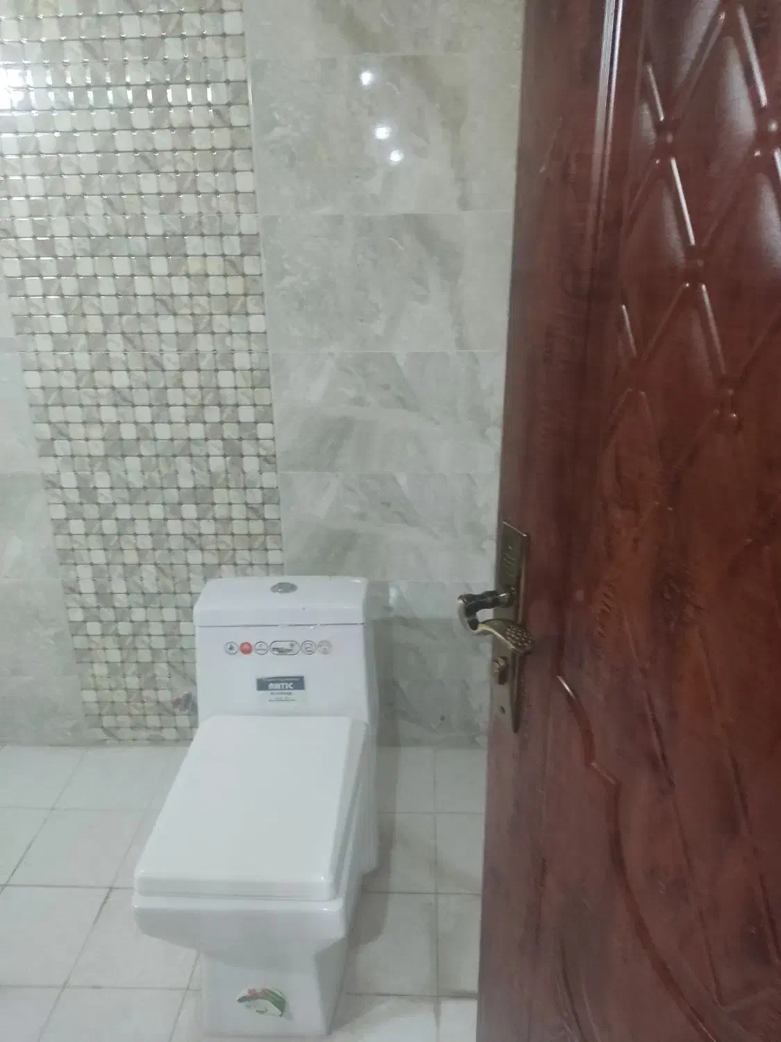 اجاره مبله روزانه/هفتگی آپارتمان گلدشت حافظ شیراز|اجارهٔ کوتاهمدت آپارتمان و سوئیت|شیراز, شهرک بهشتی|دیوار