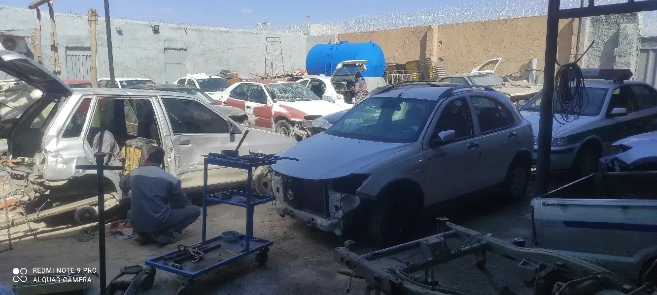 صافکاری.نقاشی.شاسی کشی|خدمات موتور و ماشین|کرمان, |دیوار