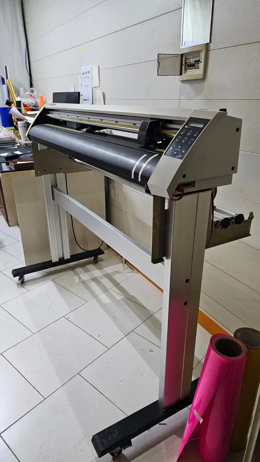 کاتر گرافتک ژاپن عرض ۱۲۲|لوازم التحریر|تهران, کاج|دیوار