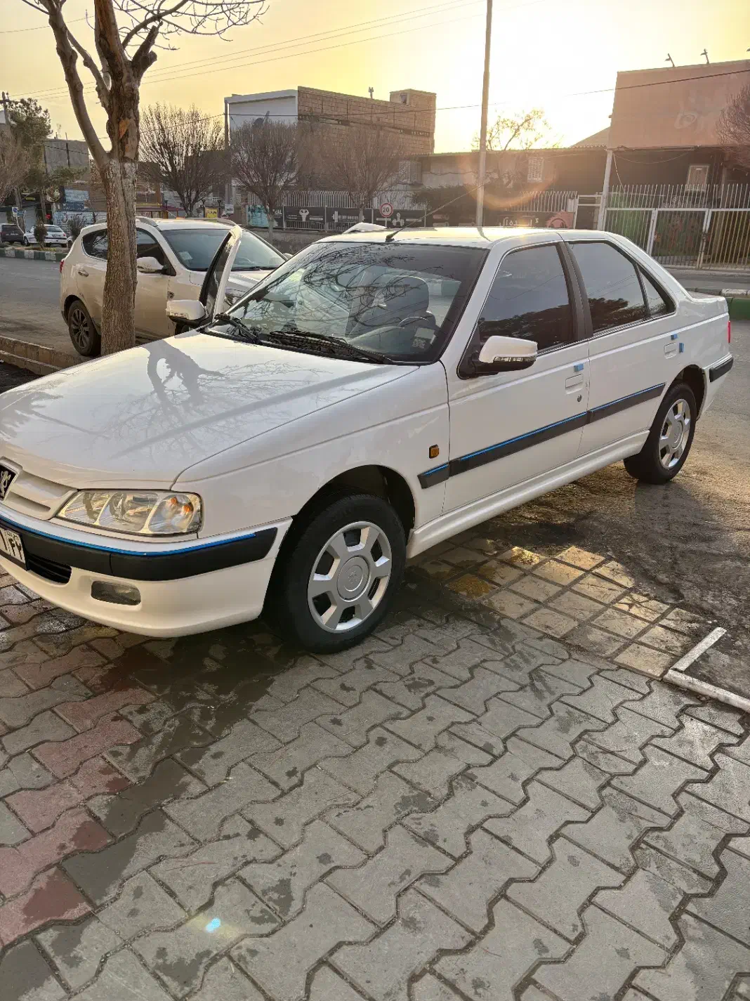 پارس مدل ۹۵ بسیار تمیز|خودرو سواری و وانت|سبزوار, هویزه|دیوار