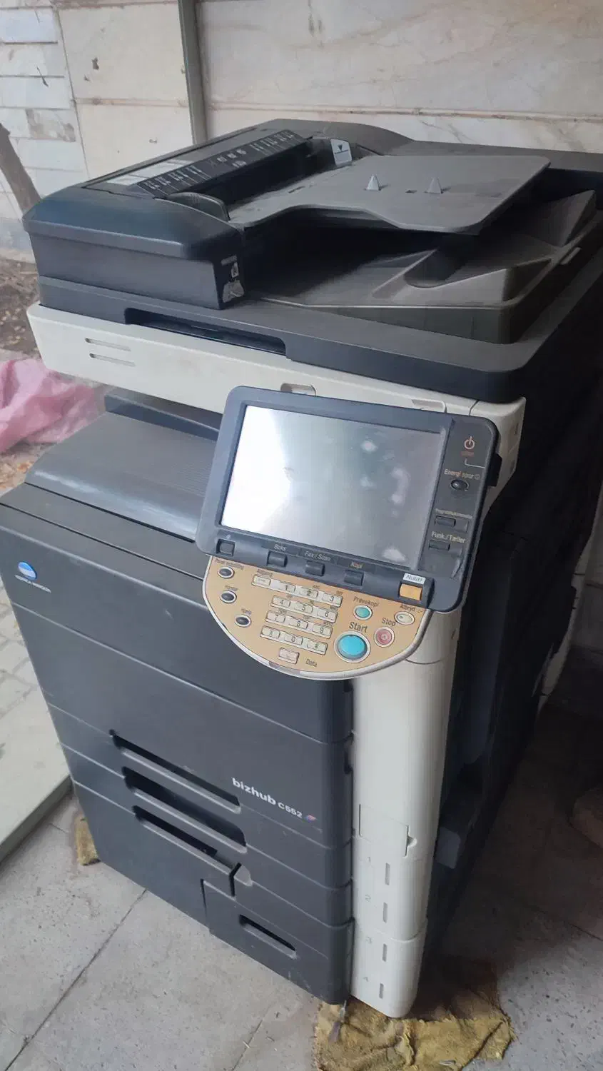 دستگاه کپی و پرینتر رنگی کونیکا 552|پرینتر، اسکنر، کپی، فکس|قزوین, |دیوار