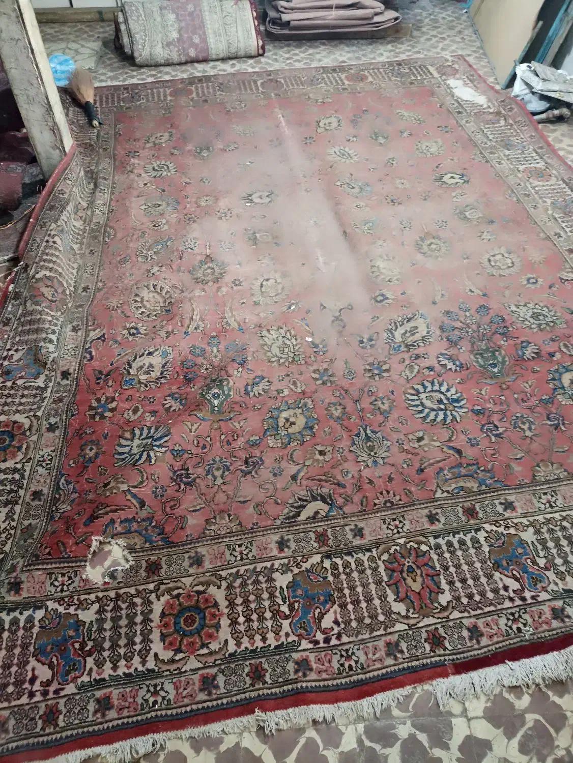 فروش فرش دستباف ایراد دار برای چهل تیکه|فرش|تهران, پردیسان|دیوار