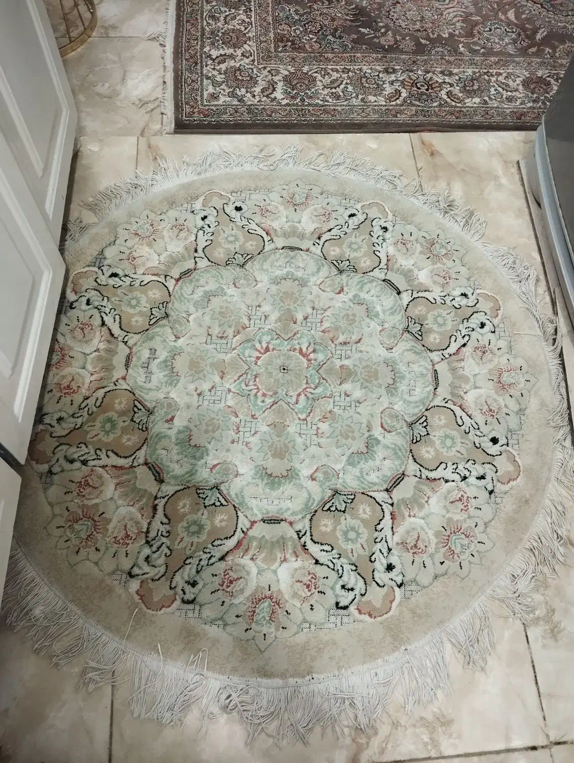 قالیچه گردباگل های برجسته|فرش|بهارستان, |دیوار