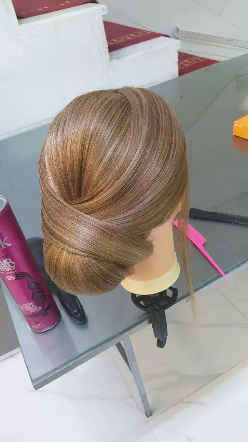 مدل رایگاناصلاح براشینگ و کوتاهی میکاپ شینیون|خدمات آرایشگری و زیبایی|قم, شهرک امام حسین|دیوار