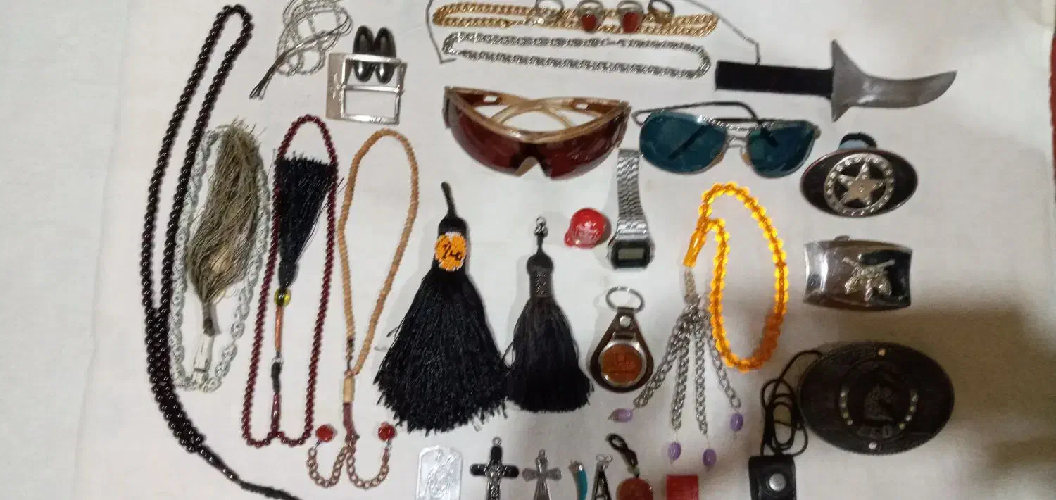 ۳۴تا سگک وتسبیح وگردنبند|زیورآلات و اکسسوری|فارسان, |دیوار