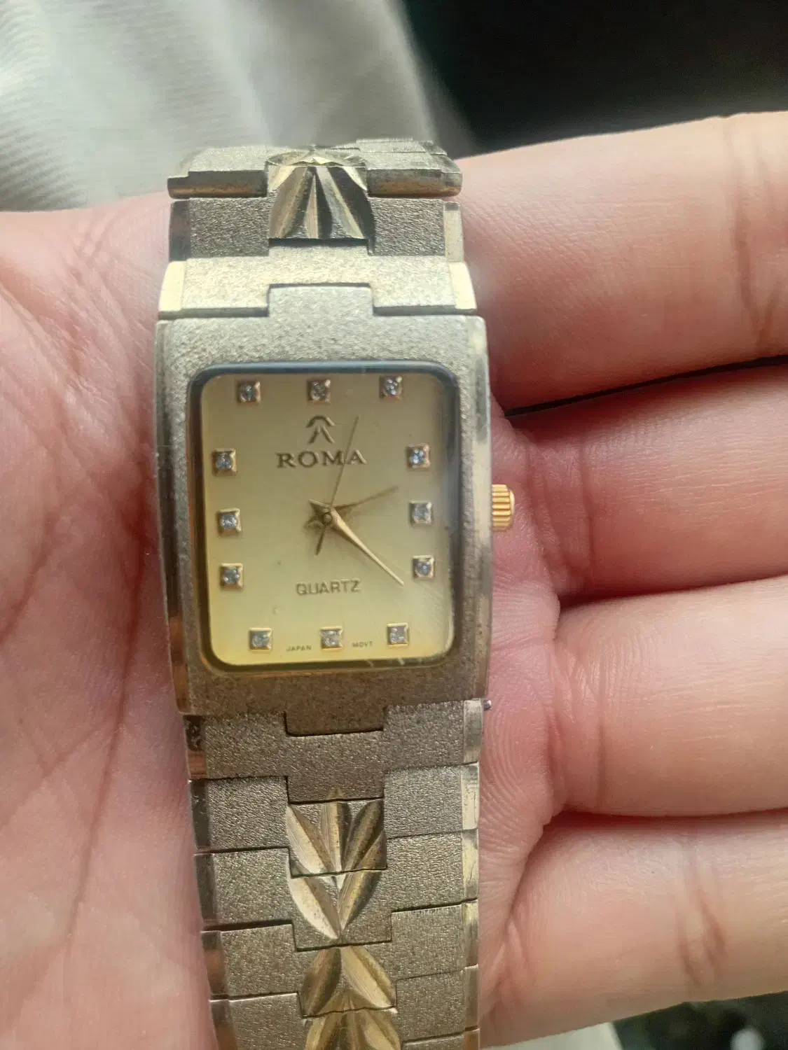 ساعت|ساعت|فردیس, منظریه|دیوار