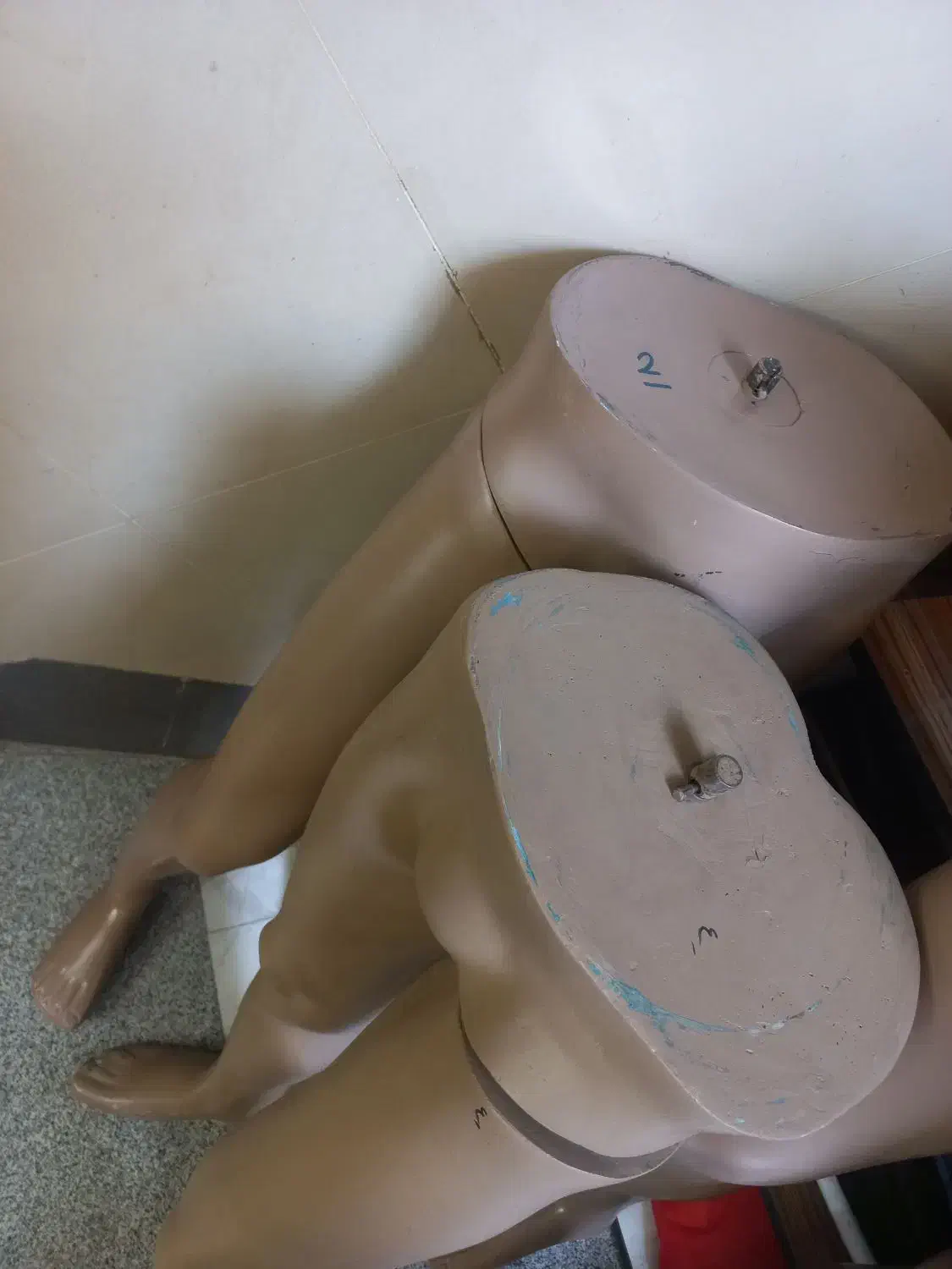 فروش مانکن مردانه|فروشگاه و مغازه|قم, هنرستان|دیوار