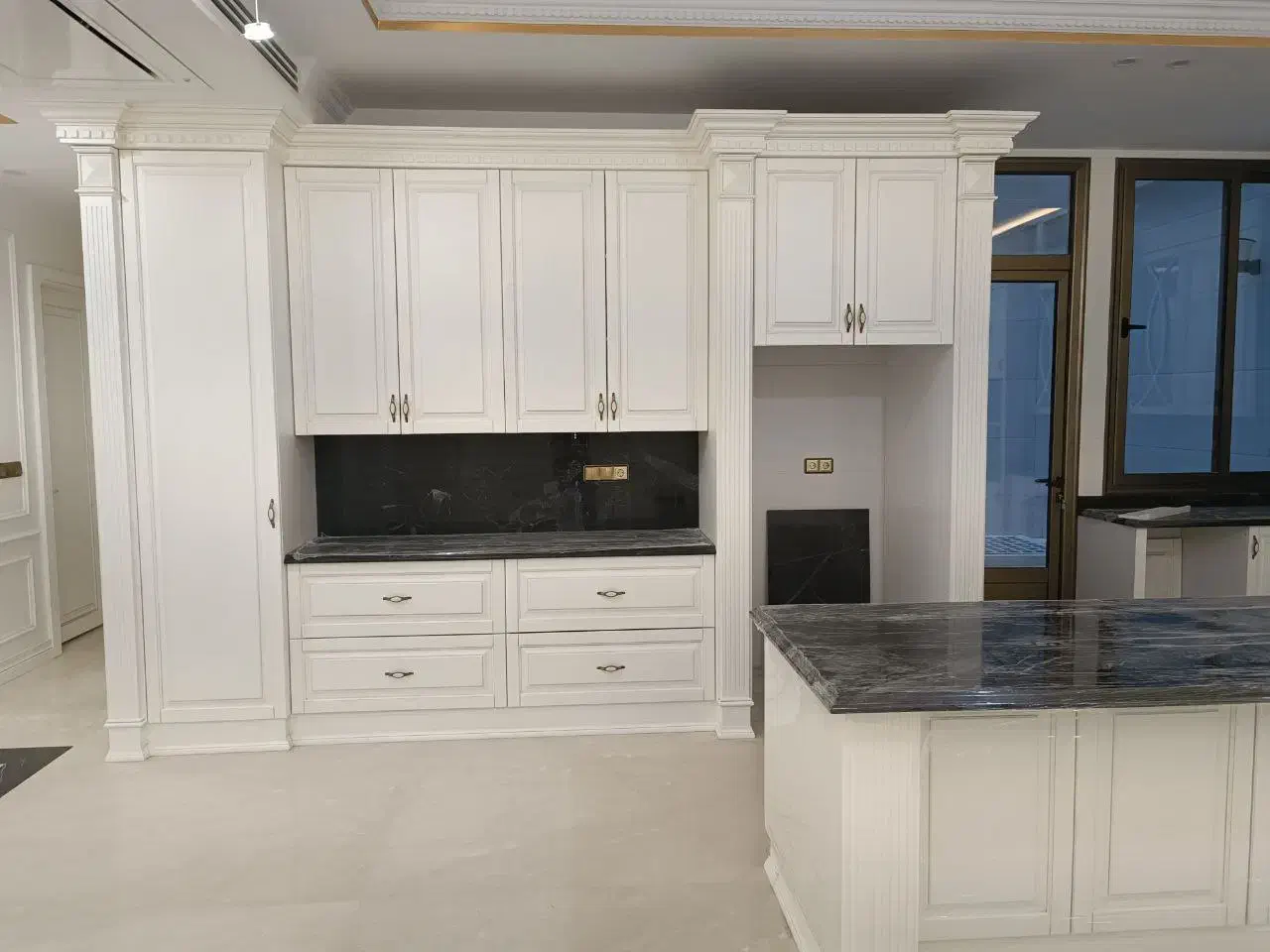 طراحی و ساخت کابینت و کمد دیواری مدرن هایگلاس|خدمات پیشه و مهارت|تهران, طرشت|دیوار