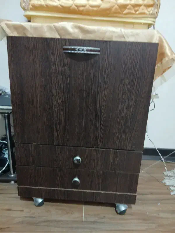 ۵۳۲۵۵|چرخ خیاطی و ریسندگی|اصفهان, سپاهان‌شهر|دیوار