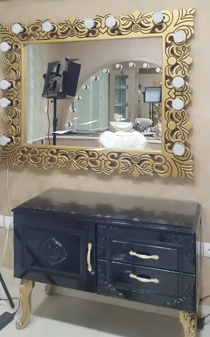 دو عدد کنسول وآینه در حد نو|بوفه، ویترین، کنسول|چالوس, |دیوار