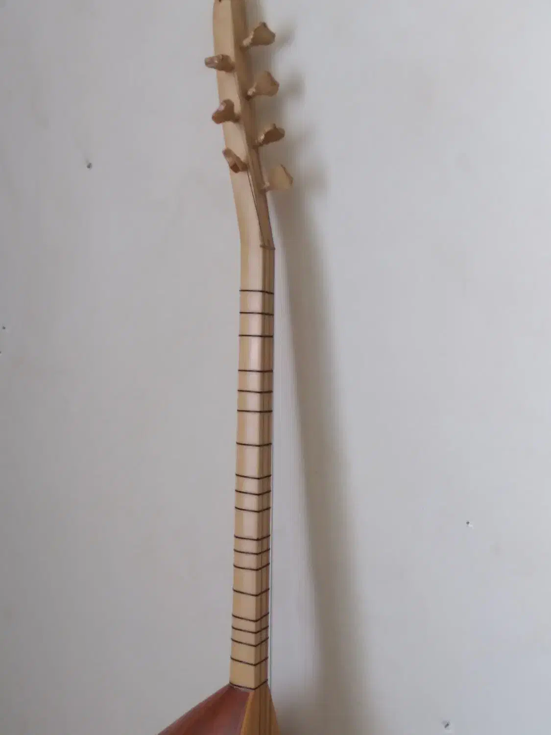 باغلاما سازترکی|سازهای سنتی|ارومیه, |دیوار