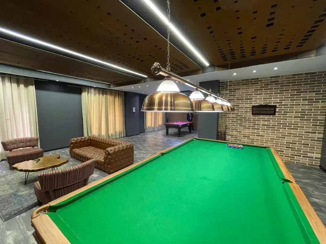 112متر تراس بزرگ باغ بهشت سعادت آباد