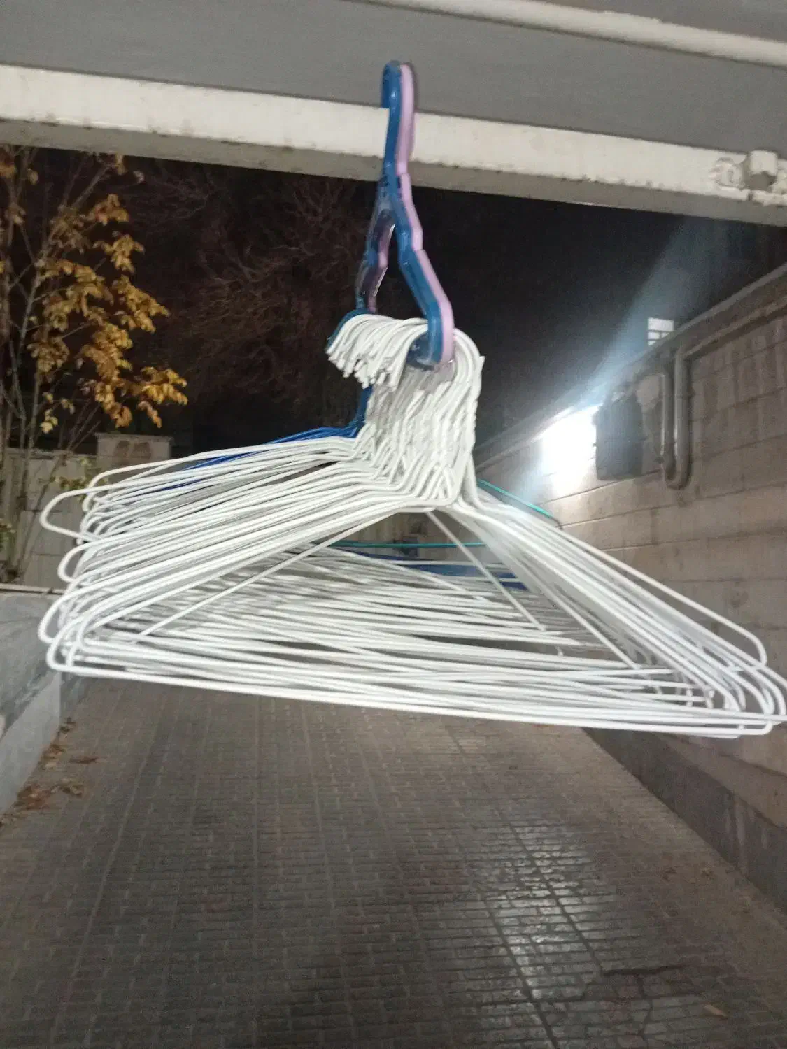 چوبکاد . چوب لباسی فلزی|بندرخت و رختآویز|تهران, تهرانپارس شرقی|دیوار