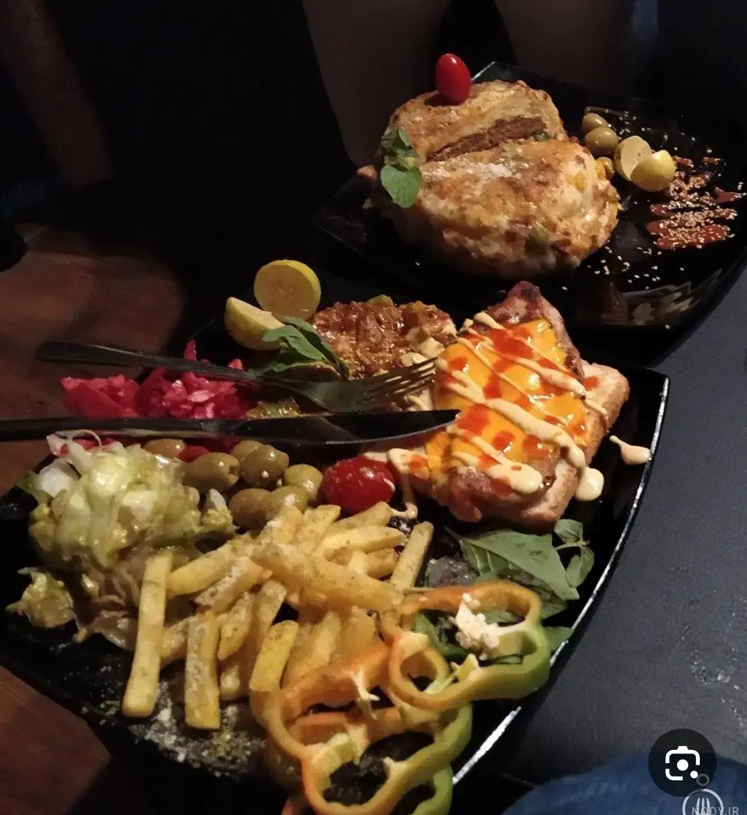 کارگر ساده و ماهربرای کار دررستوران با تمامی مزایا|استخدام خدمات فروشگاه و رستوران|تهران, الهیه|دیوار