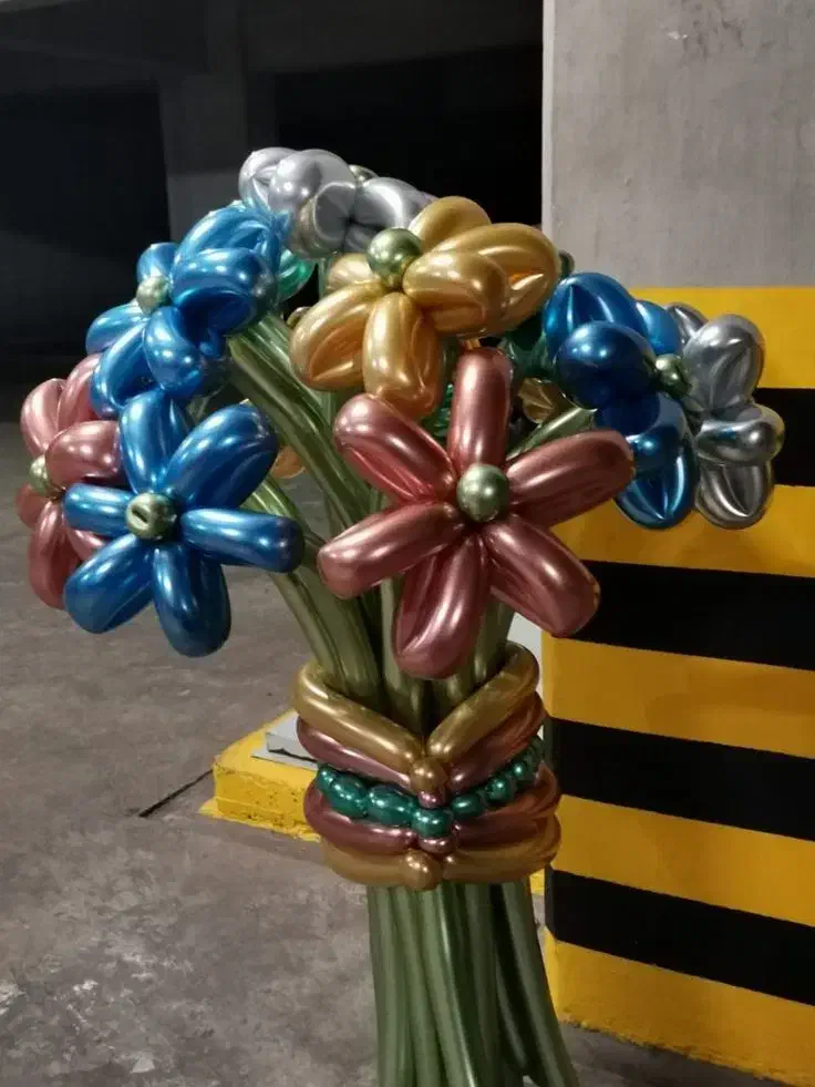 گل بادکنکی|گل مصنوعی|شیراز, قدوسی شرقی|دیوار