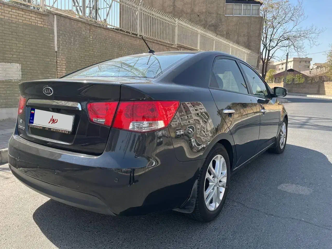 کیا سراتو ۲۰۰۰ مدل ۹۶ آپشنال|خودرو سواری و وانت|تهران, اکباتان|دیوار