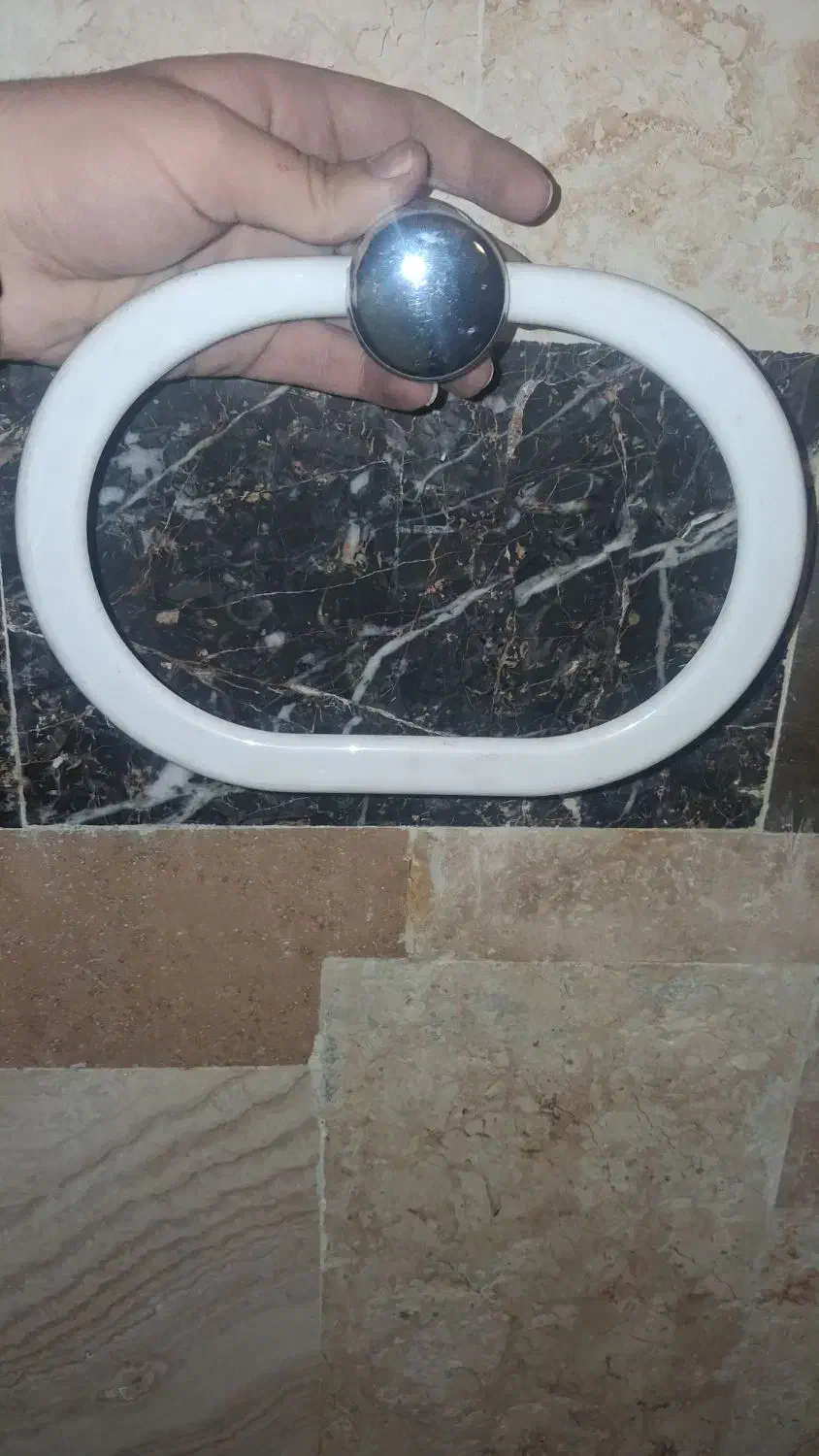 جا حوله ای نو|لوازم سرویس بهداشتی|تهران, پرستار|دیوار