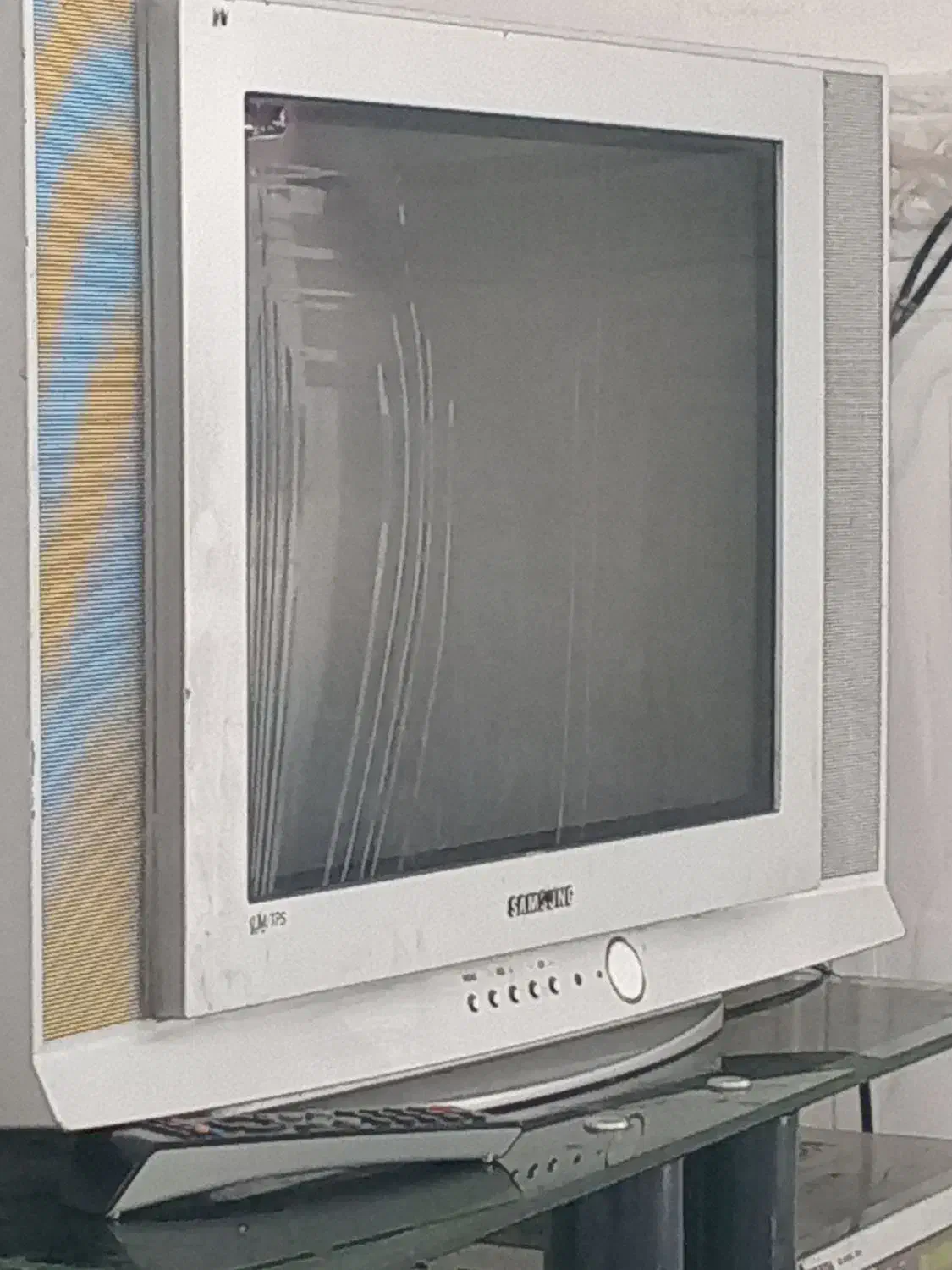 ۸ملیوم مقطوع مناسب مناسب|تلویزیون و پروژکتور|دزفول, |دیوار