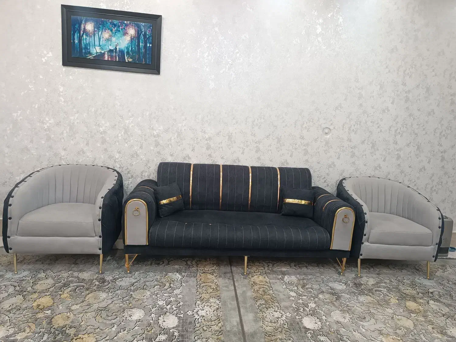 مبل هشت نفر سالم بدون هیچ پارگی|مبلمان خانگی و میز عسلی|تربت‌حیدریه, قائم|دیوار