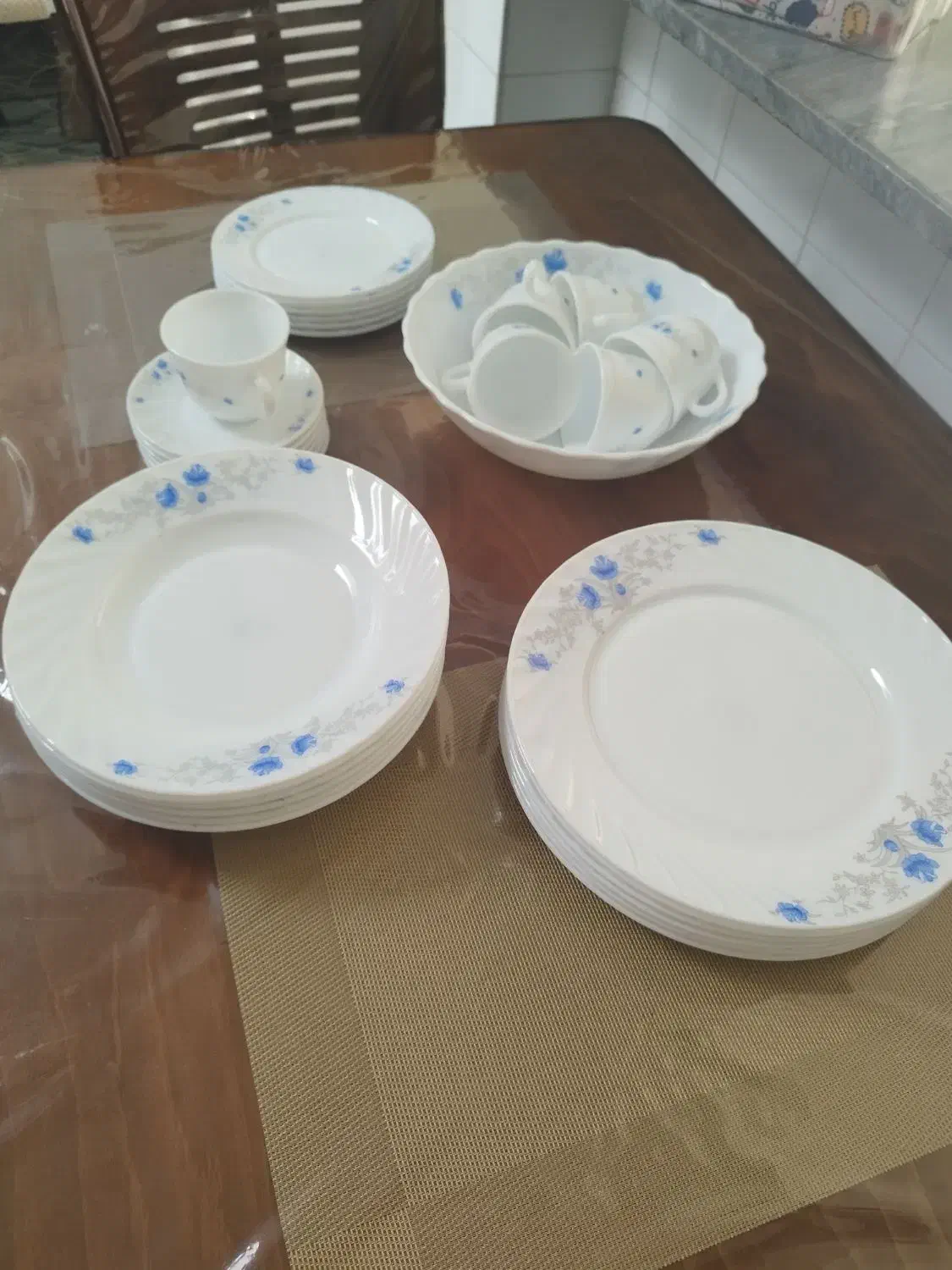 سرویس آروپال شش نفره|ظروف سرو و پذیرایی|خرمآباد, |دیوار