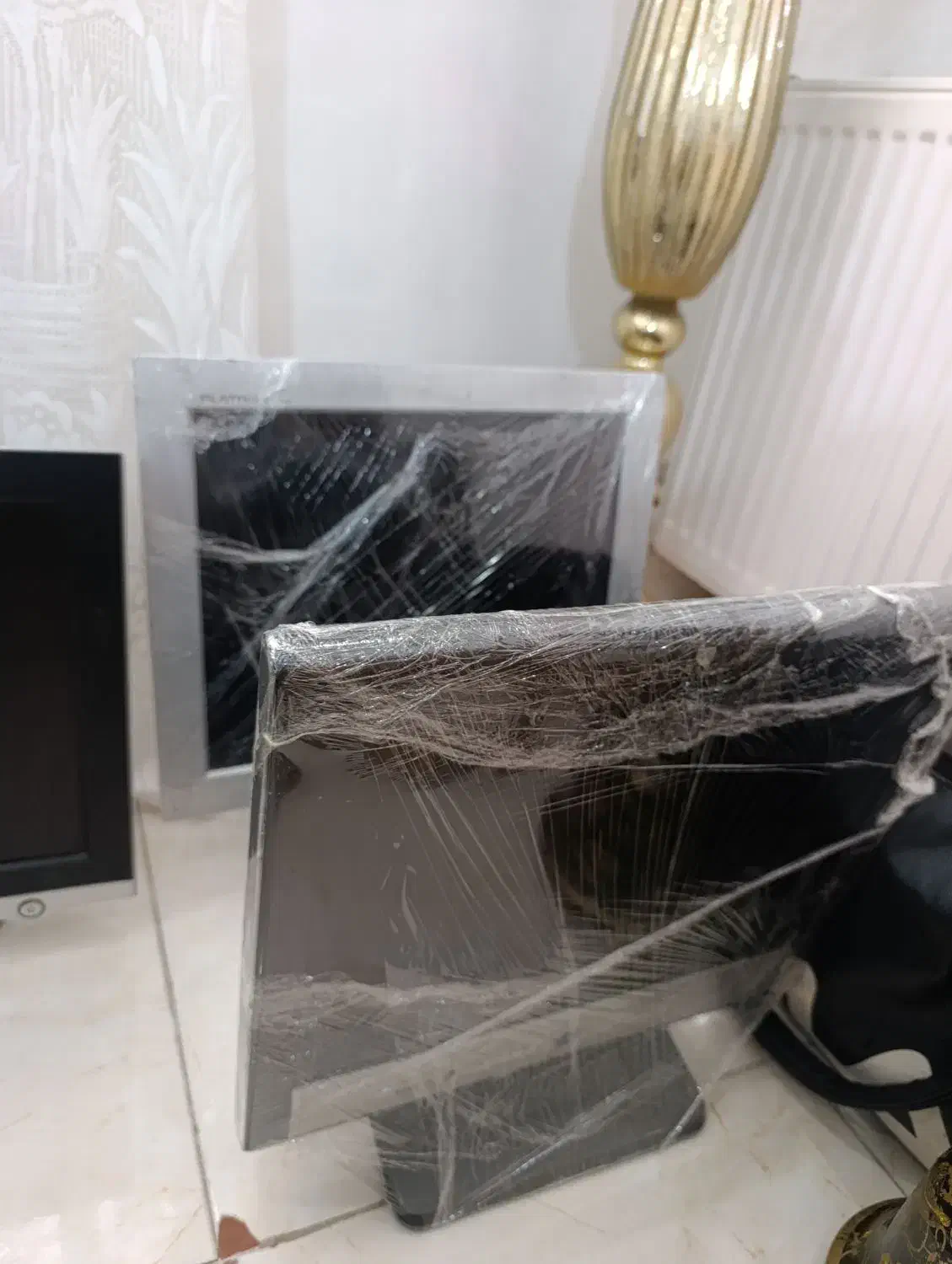 مینی کیس hp و مانیتور 15 اینچ|رایانه رومیزی|فردیس, داوری|دیوار