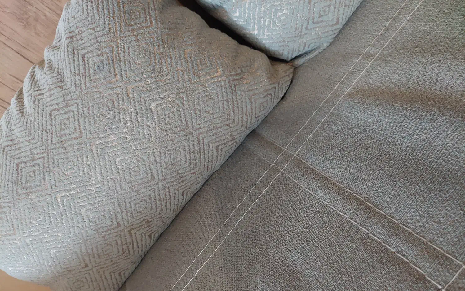 مبل|مبلمان خانگی و میز عسلی|نیشابور, فردوس شمالی|دیوار