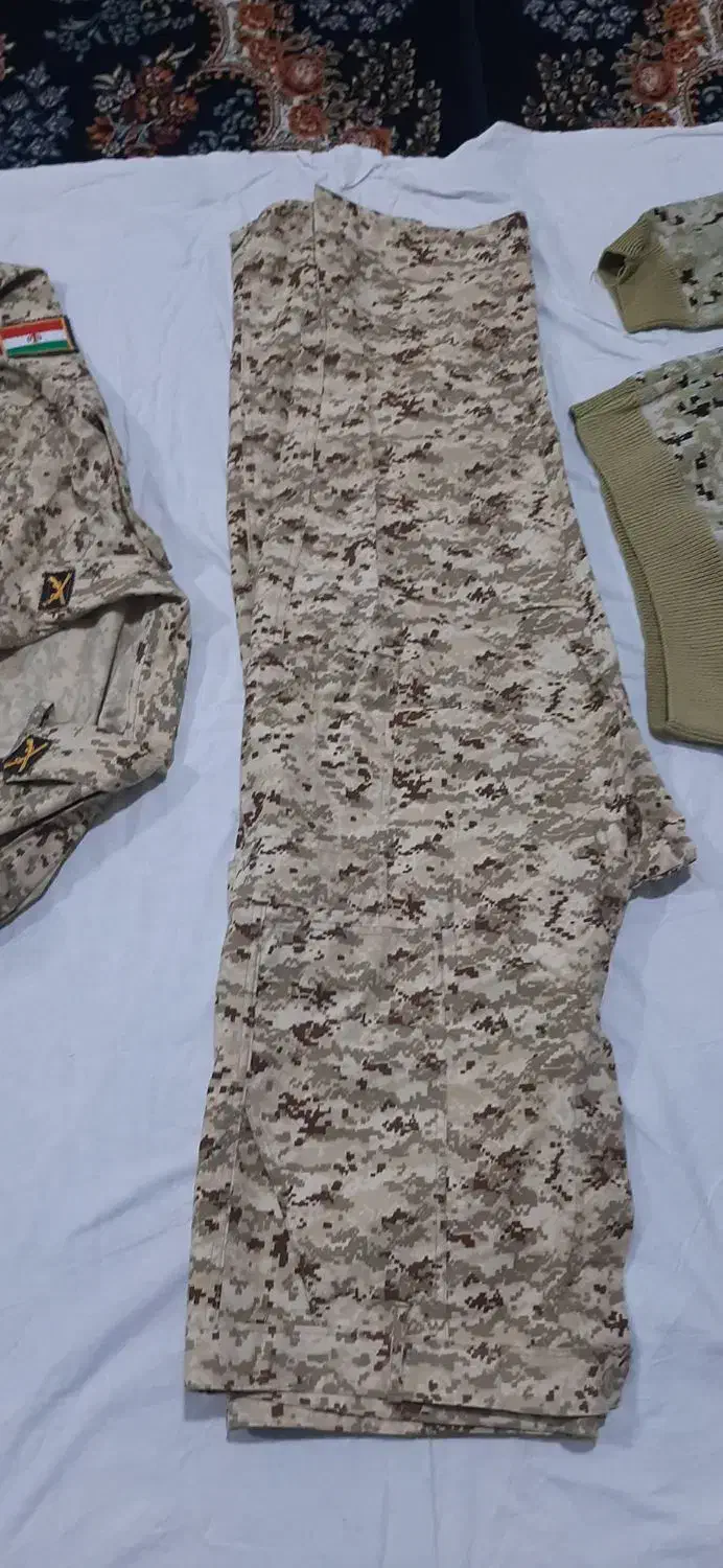 لباس سربازی|لباس|هشتگرد, شهرک راه آهن|دیوار