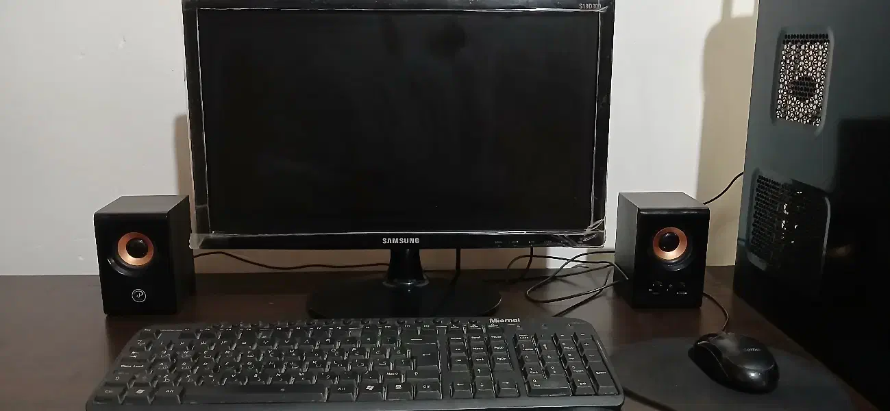 کامپیوتر تمیز / سلامت|رایانه رومیزی|گرمسار, |دیوار