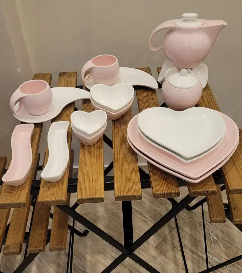 ست ۱۷ پارچه قلبی|ظروف سرو و پذیرایی|تهران, مجیدیه|دیوار