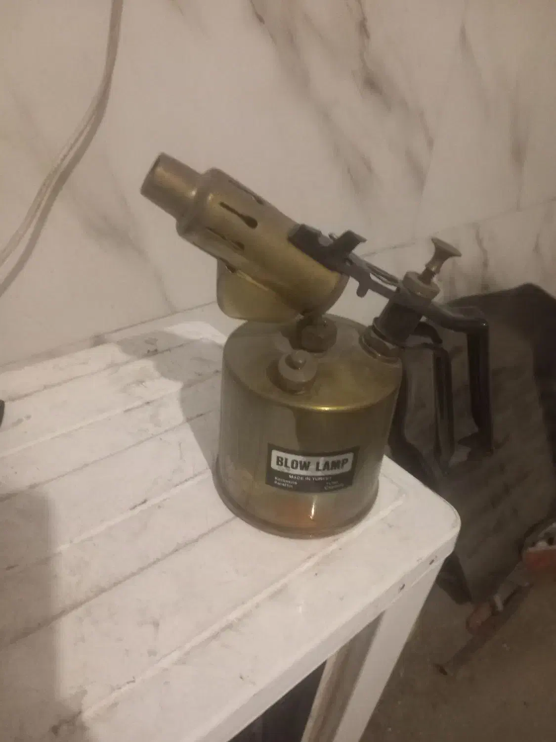 سلام یک عدد چراغ قدیمی|کلکسیون اشیاء عتیقه|نسیمشهر, |دیوار