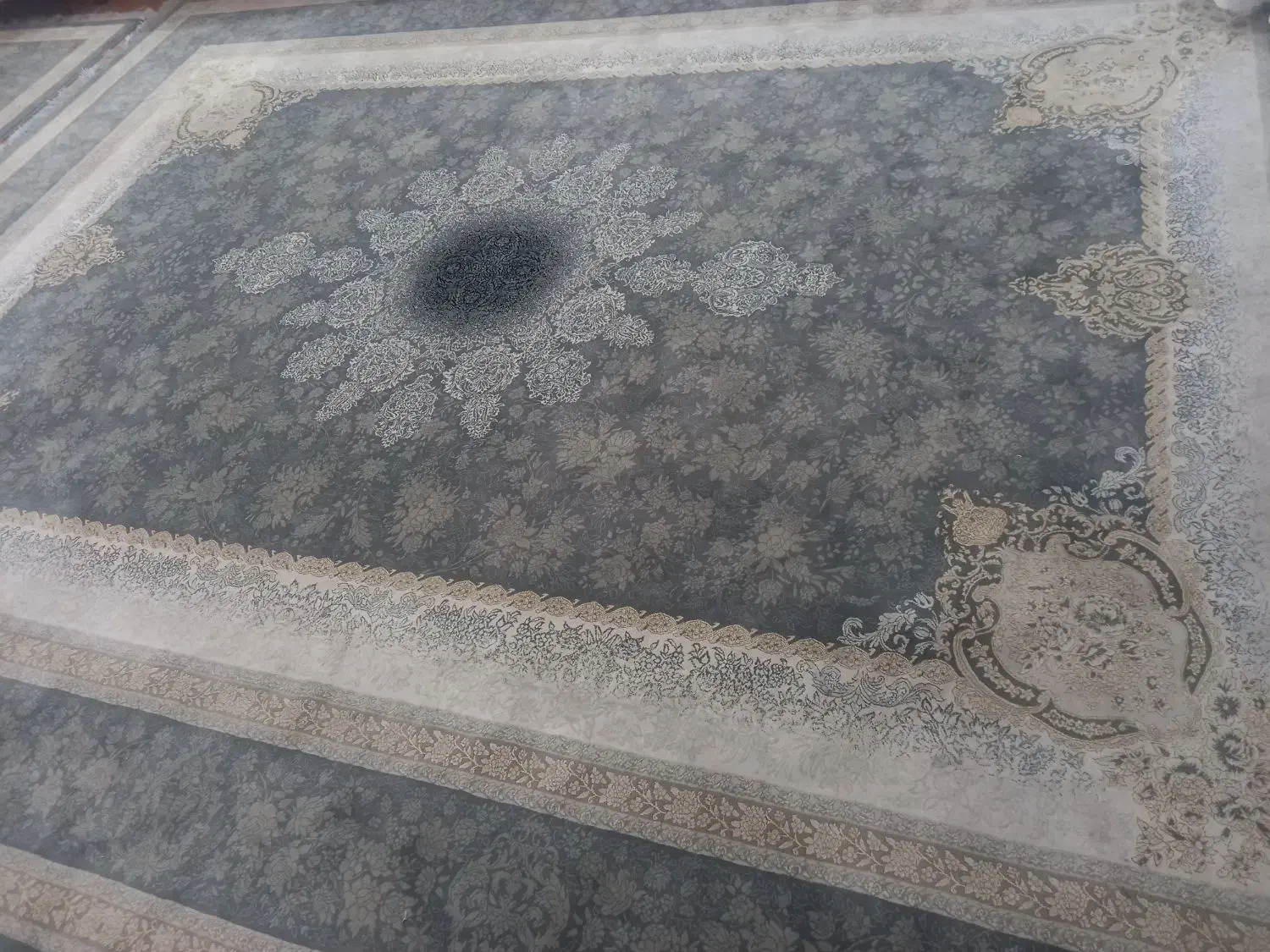 فرش ۱۲ متری|فرش|باخزر, |دیوار