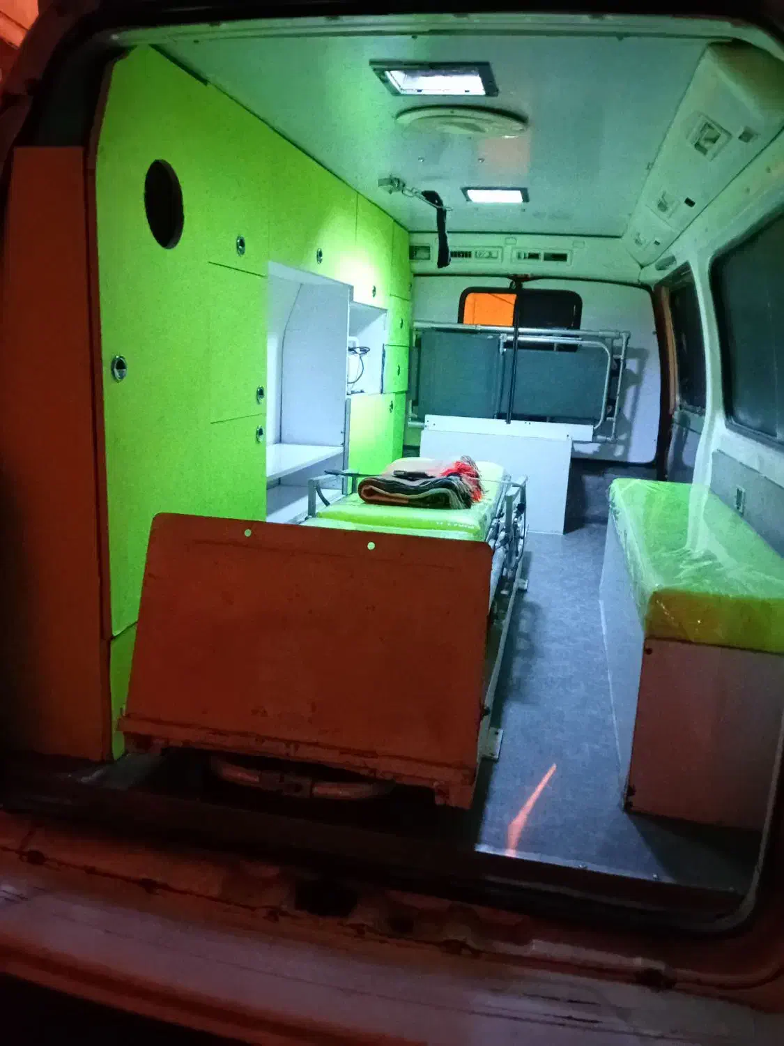 آمبولانس ون دلیکا|خودرو سواری و وانت|کرج, مهرویلا جنوبی|دیوار