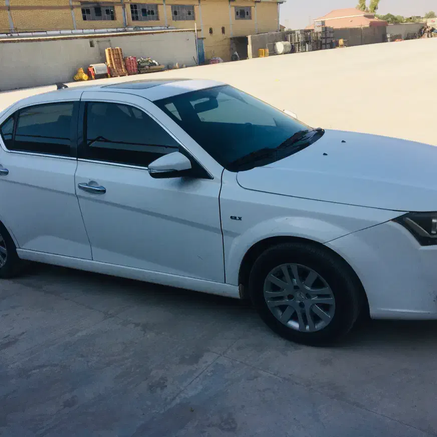 دنا پلاس ۹۷|خودرو سواری و وانت|قم, کوه سفید|دیوار