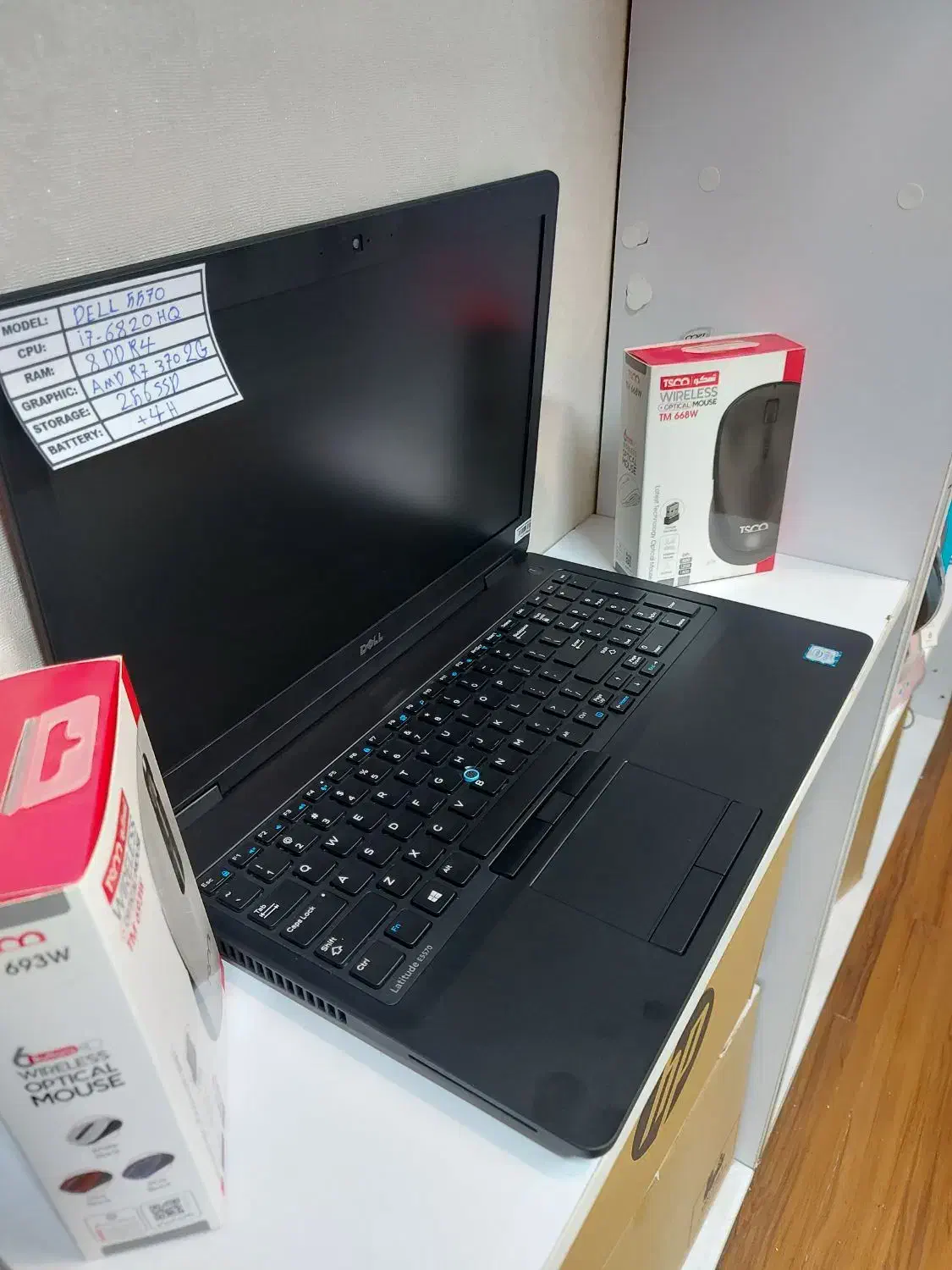 لپتاپi7هشت‌هسته‌رم8ddr4  گرافیکamd6Gکاملانو|رایانه همراه|تهران, پونک|دیوار