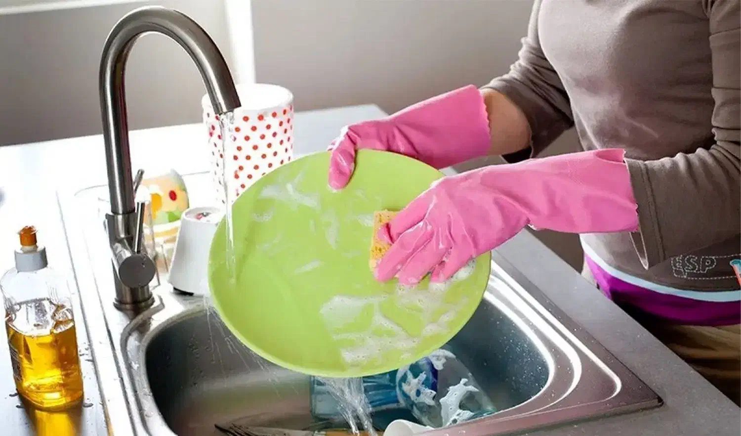 استخدام نیروی آشپزخانه فست فود/ عصر/ بیمه|استخدام خدمات فروشگاه و رستوران|شاهرود, |دیوار