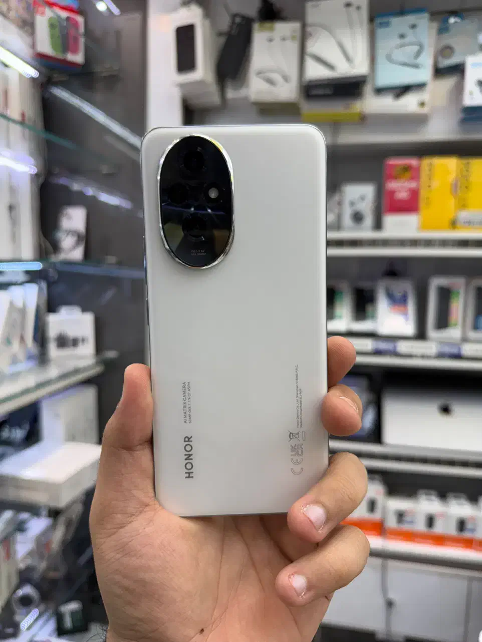 انر۲۰۰/honor 200|موبایل|تهران, میدان ولیعصر|دیوار