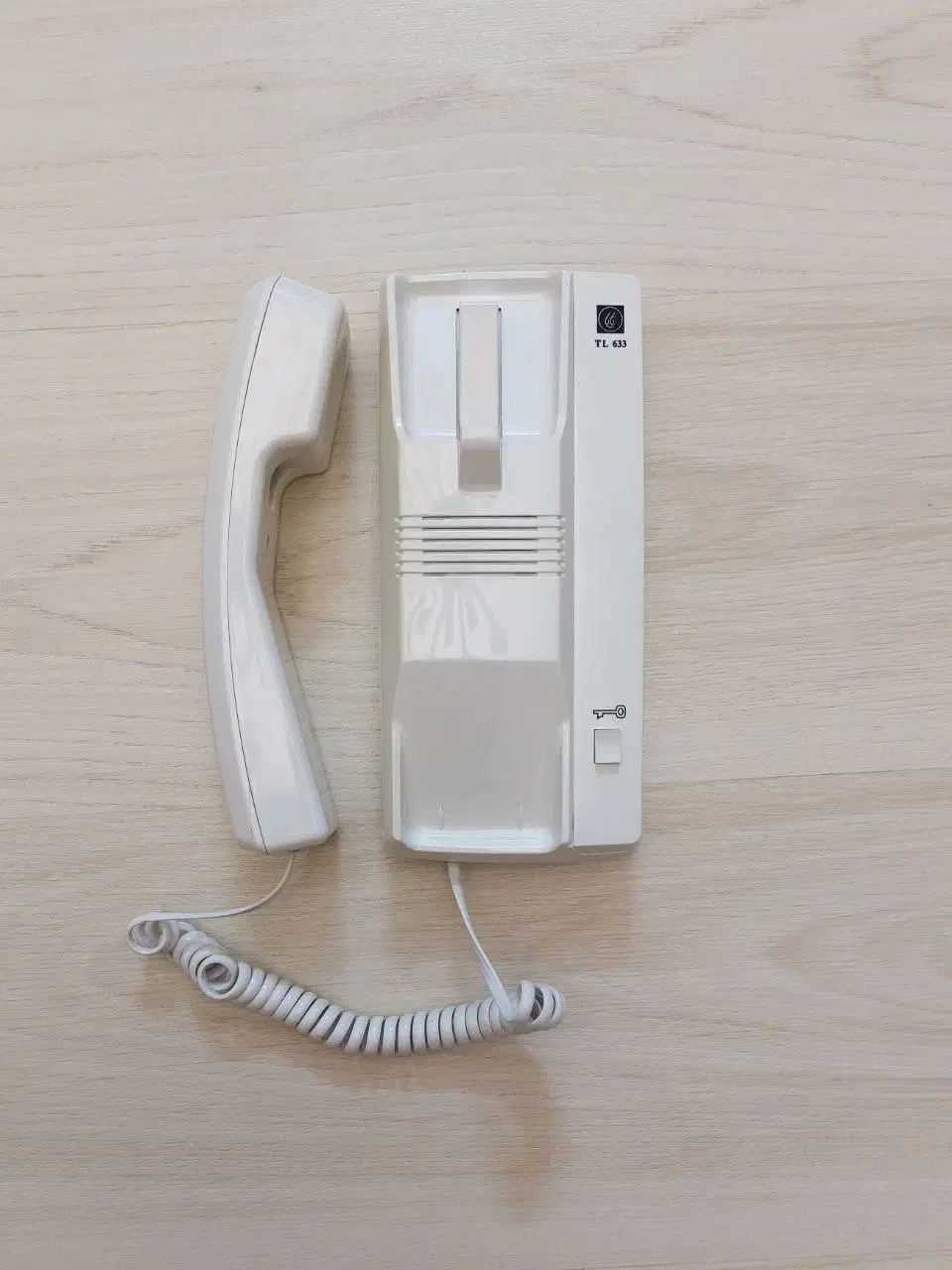 اف اف|صوتی و تصویری|زنجان, |دیوار