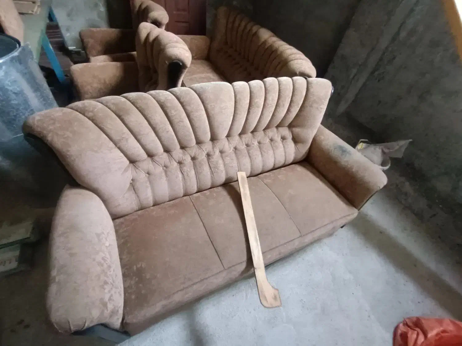 مبل دست دوم و مناسب|مبلمان خانگی و میز عسلی|کلاردشت, |دیوار