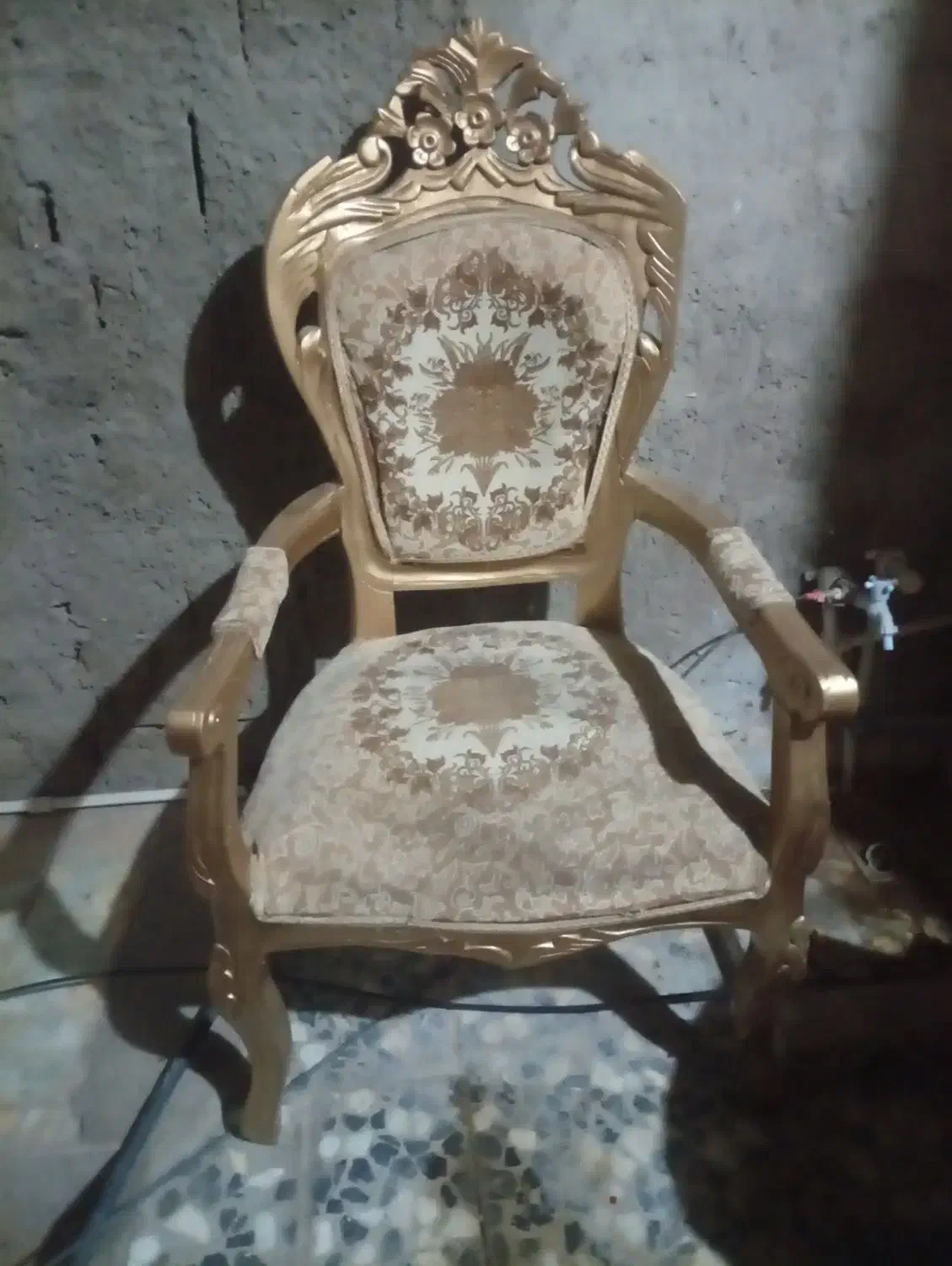 یک دست مبل برای کافه آرایشگاه و|مبلمان اداری|بم, |دیوار