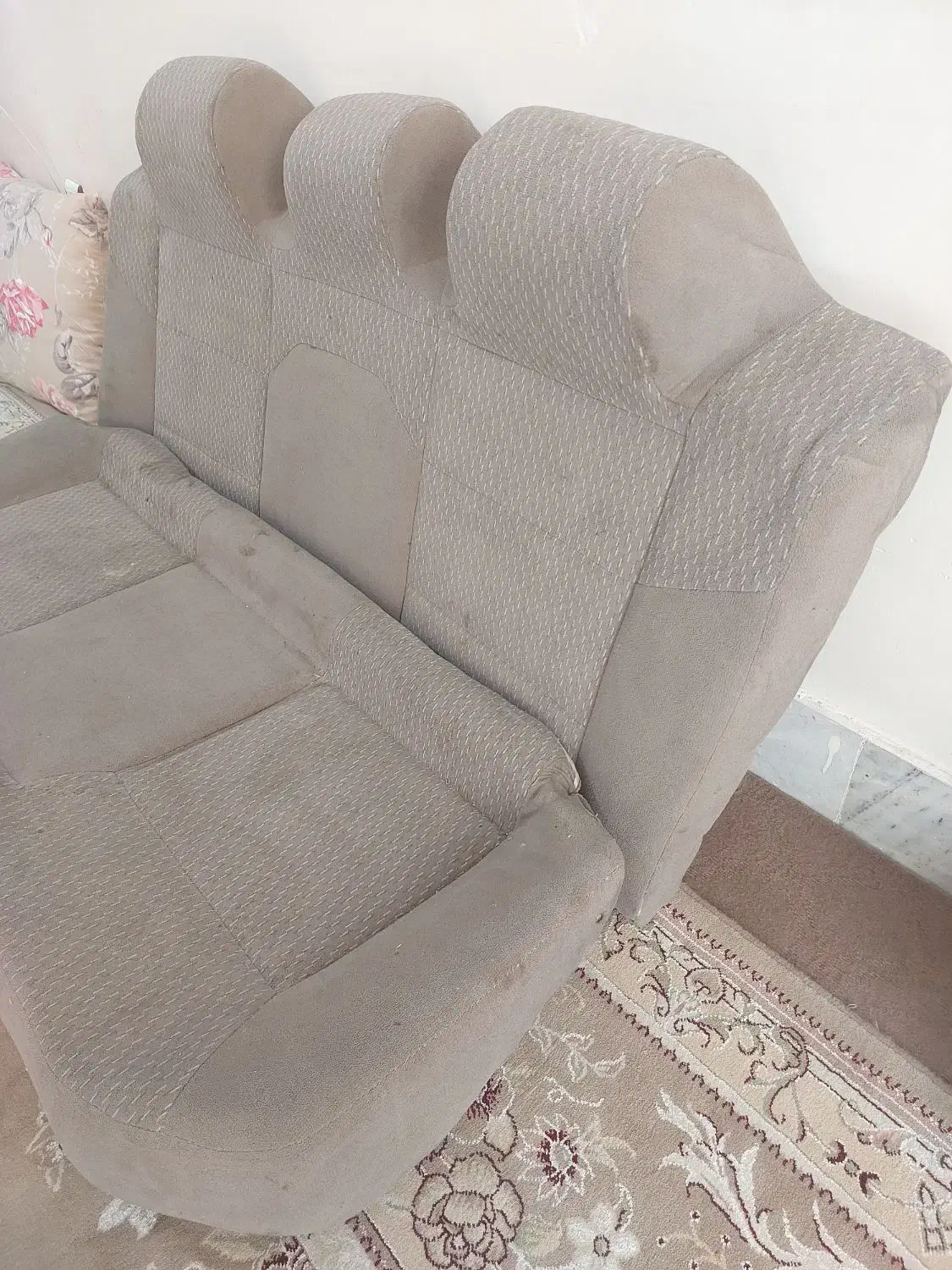 صندلی پژو ۴۰۵ و سپر عقب و جلو ۴۰۵|قطعات یدکی و لوازم جانبی|اصفهان, کشاورزی|دیوار