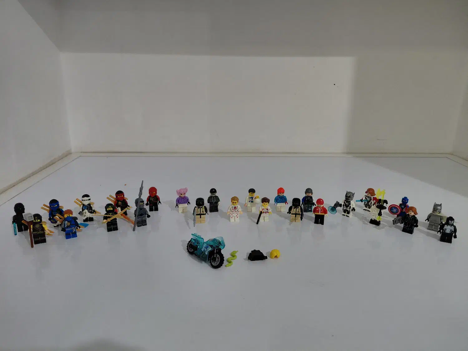 لگو|اسباببازی|نقده, |دیوار