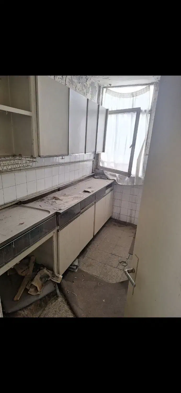 رهن کامل آپارتمان 50 متری خیابان جمهوری