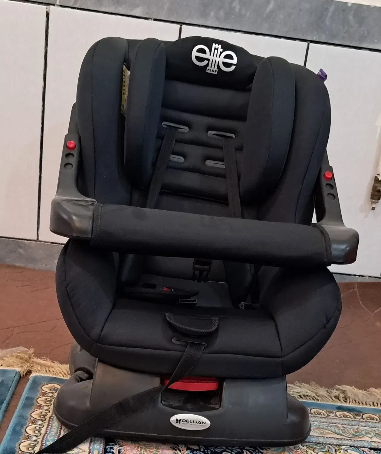 صندلی ماشین کودک دلیجان|تخت و صندلی بچه|فرخشهر, |دیوار