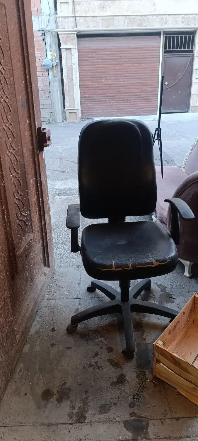 میز و صندلی|صندلی و نیمکت|گرگان, |دیوار