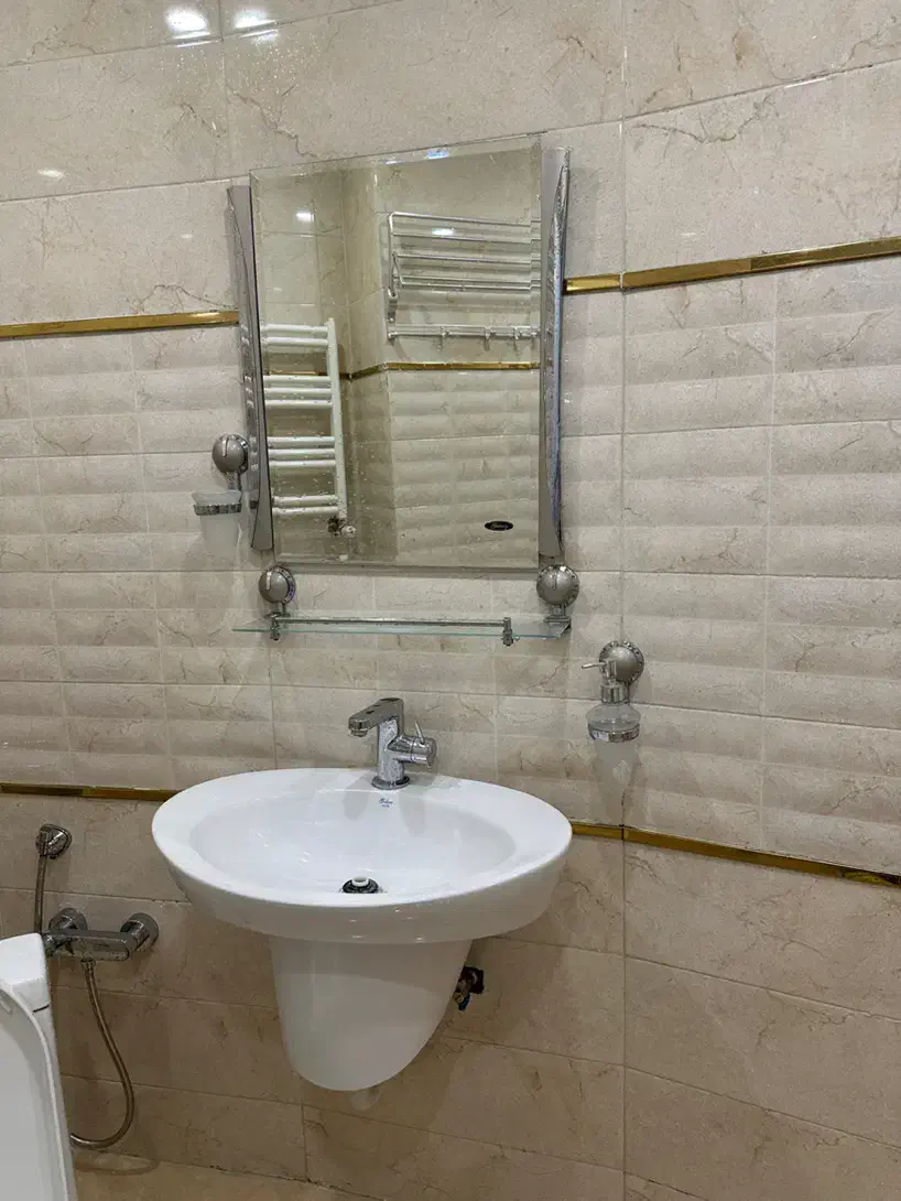 روشویی گلسار با آیینه|لوازم سرویس بهداشتی|سنندج, |دیوار